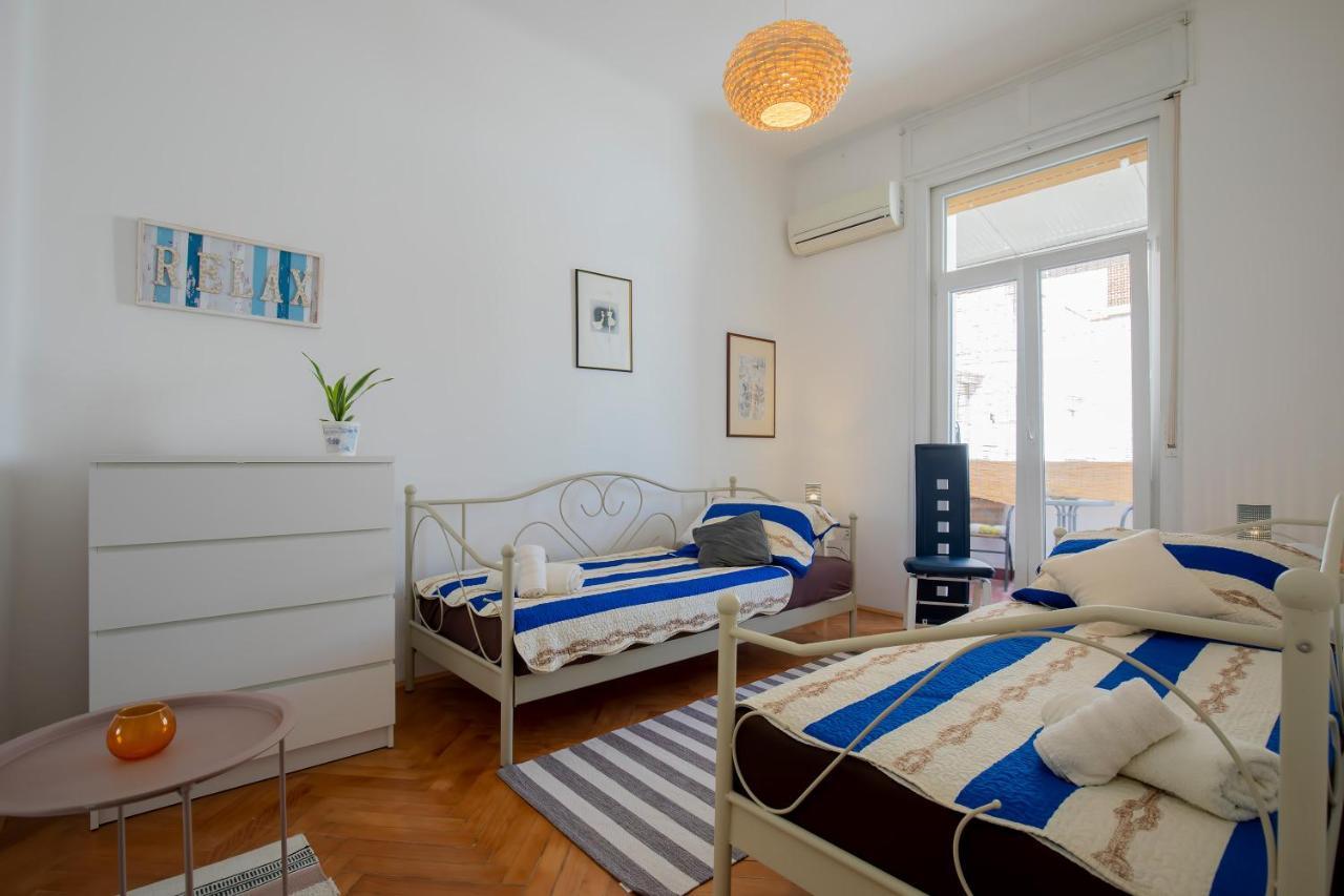 PUY Amphitheater Apartment מראה חיצוני תמונה