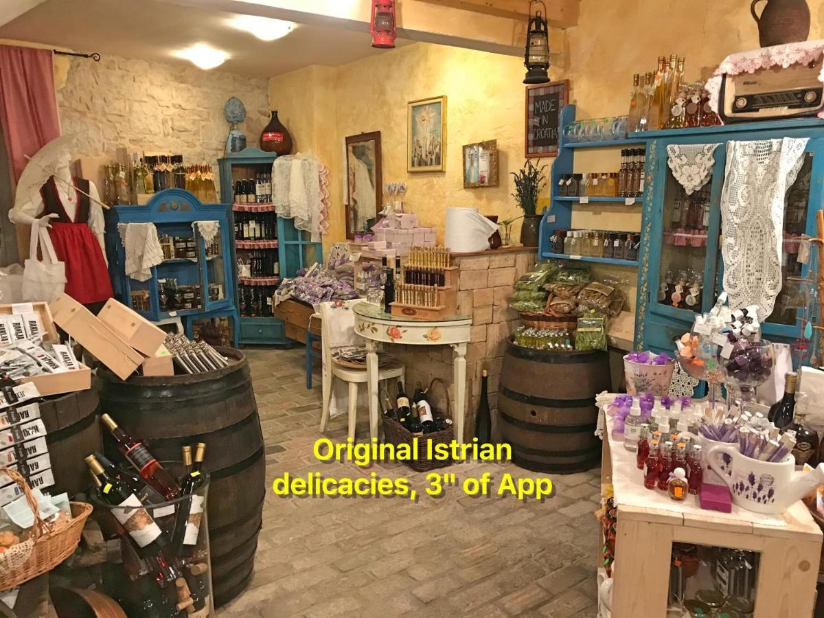 PUY Amphitheater Apartment מראה חיצוני תמונה
