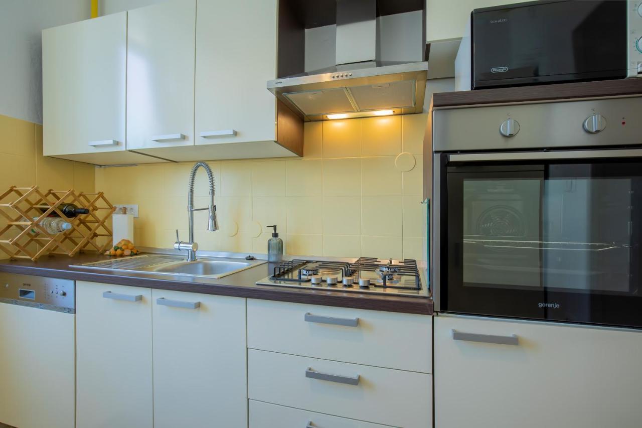 PUY Amphitheater Apartment מראה חיצוני תמונה